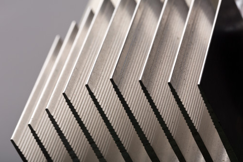 aluminum-heatsink-fins-pointing-left