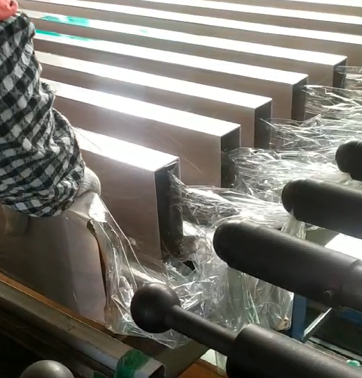 vacuuming process-Ruiqifeng New Material